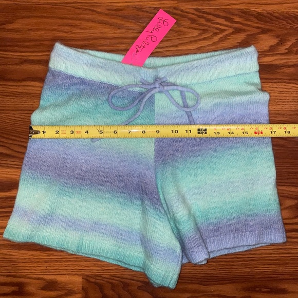 NWT Lilly Pulitzer Wanetta Sweater Shorts - Picture 4 of 9